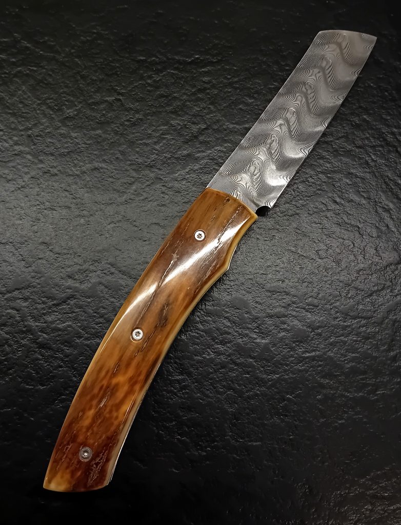 COUTELLIA 2026 THIERRY DROZIERE COUTEAU TREFLE 2